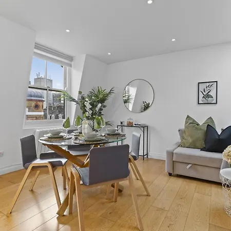 Two Bed Apartment By Livestay Short Lets & Serviced Accommodation London Near Oxford Circus Exterior photo