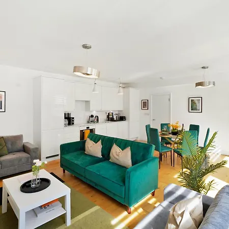 Two Bed Apartment By Livestay Short Lets & Serviced Accommodation London Near Oxford Circus Exterior photo