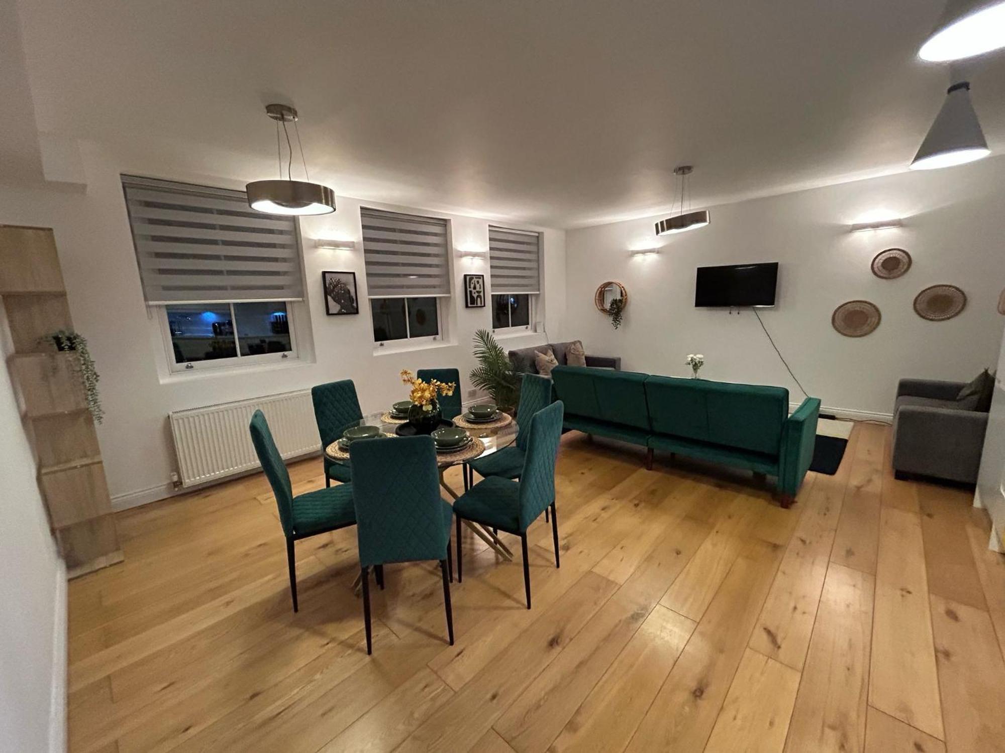 Two Bed By Livestay Short Lets & Serviced Near Oxford Circus Appartement Londres